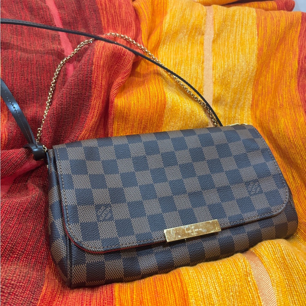 Louis Vuitton Favorite MM